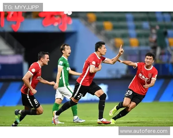 成都足球队迎来转型新篇章洲际杯特别报道展现球队蜕变之路